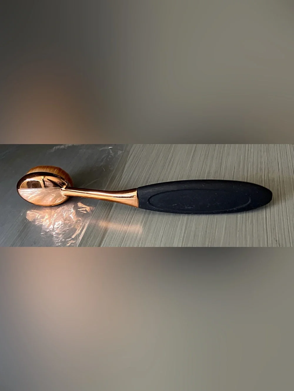 Foundation Brush The Creme Shop K BEAUTY OMG Oval Powder Brush Contour Conceal